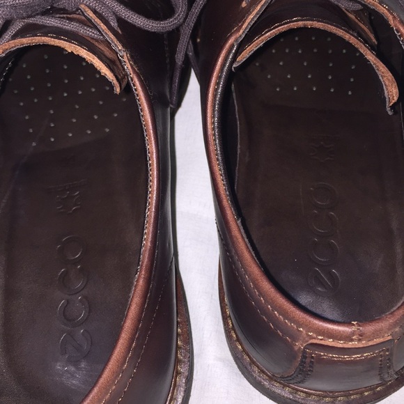 Like New !! Ecco Men’s Shoes - Picture 6 of 8